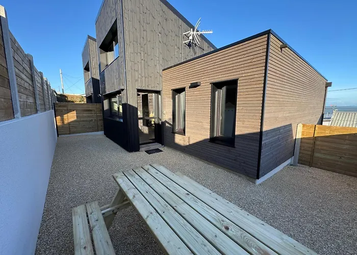 Des Pontons - Cap Est - Vue Gerendaház Saint-Côme-de-Fresné