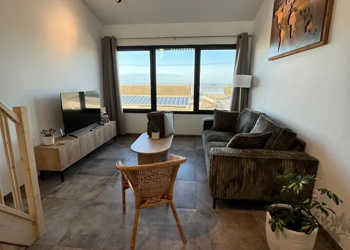 Des Pontons - Cap Est - Vue Gerendaház *